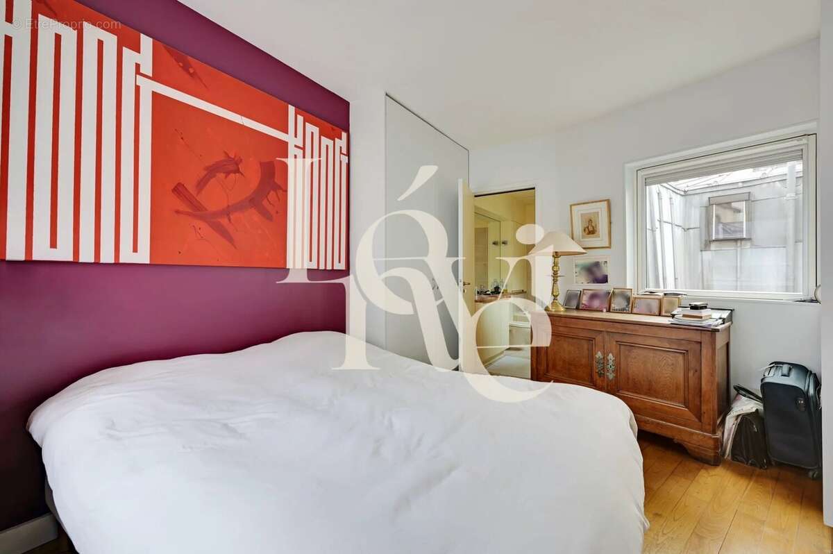 Appartement à PARIS-5E