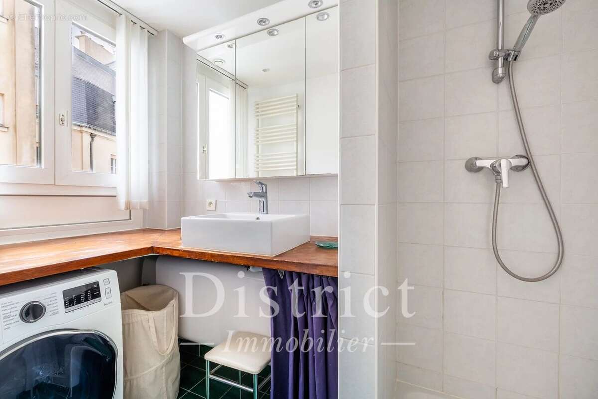 Appartement à PARIS-5E