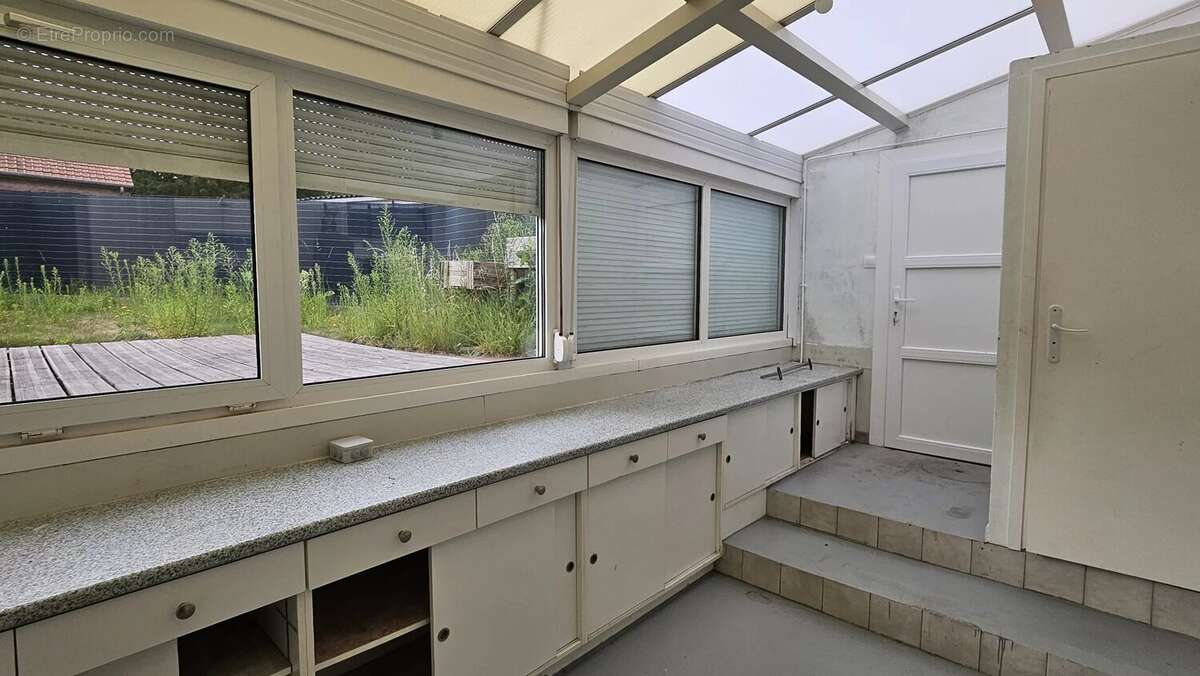 Maison à NEUVILLE-EN-FERRAIN