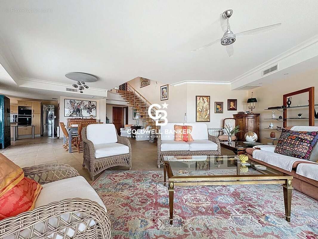 Maison à LES ADRETS-DE-L&#039;ESTEREL