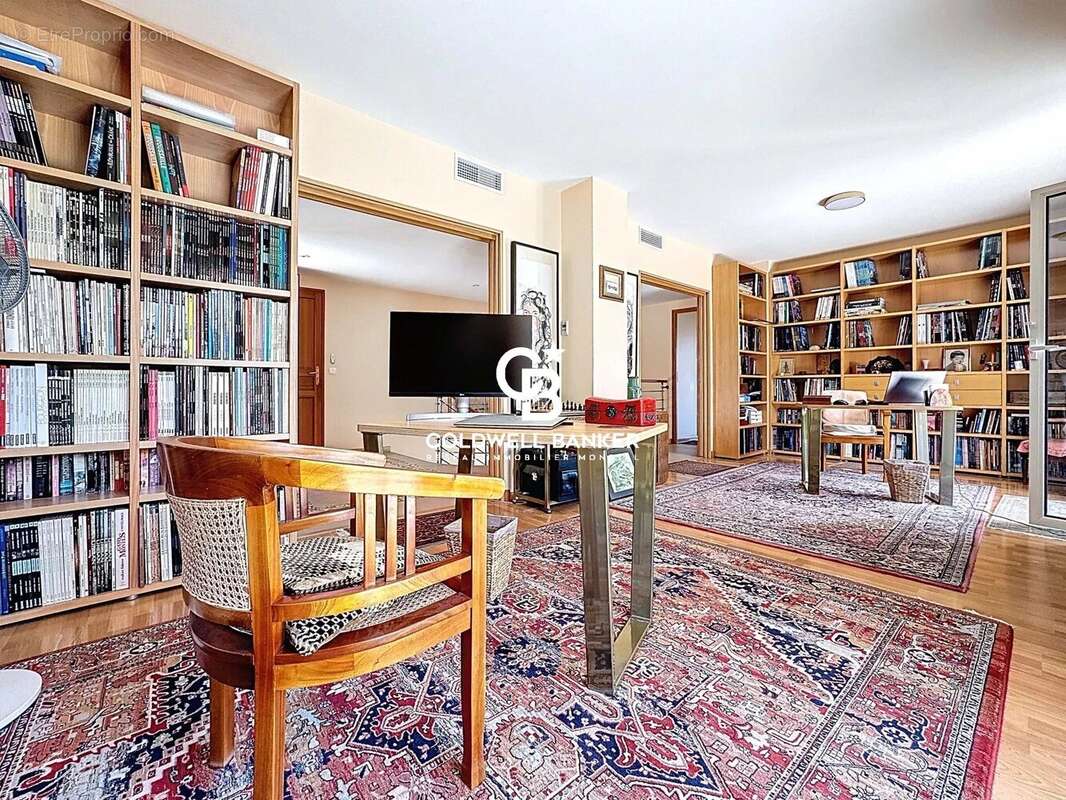 Maison à LES ADRETS-DE-L&#039;ESTEREL