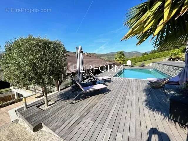 Maison à VAULNAVEYS-LE-BAS