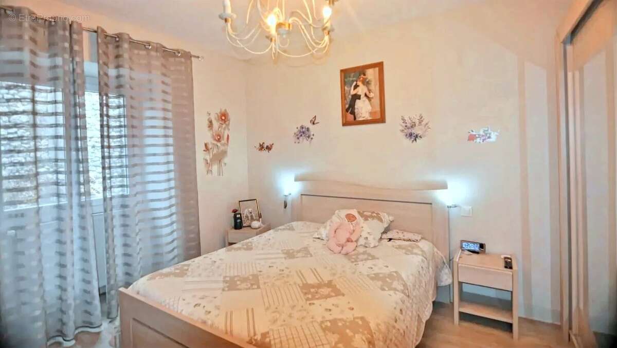 Maison à AUBETERRE-SUR-DRONNE