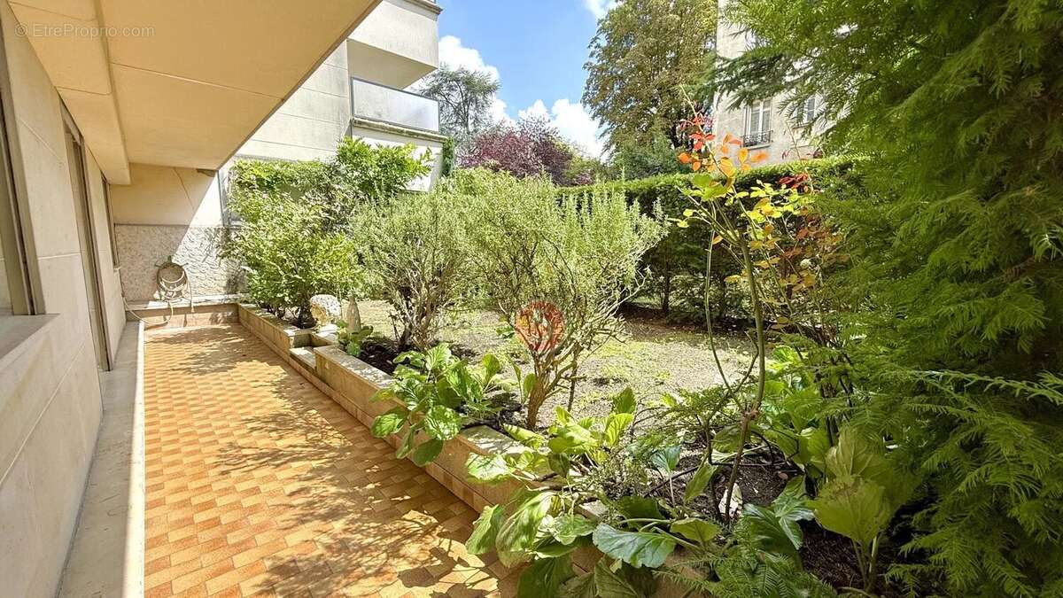 Appartement à LE RAINCY