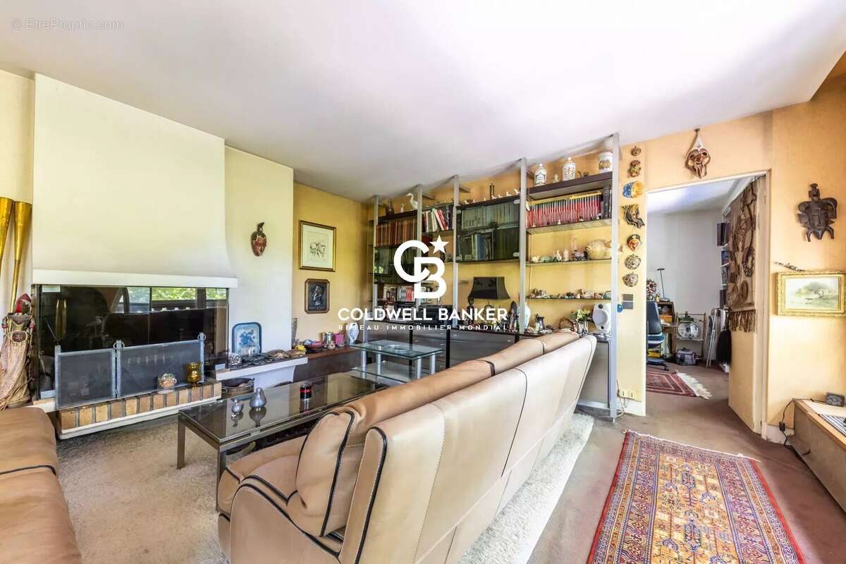 Maison à NEUILLY-SUR-SEINE