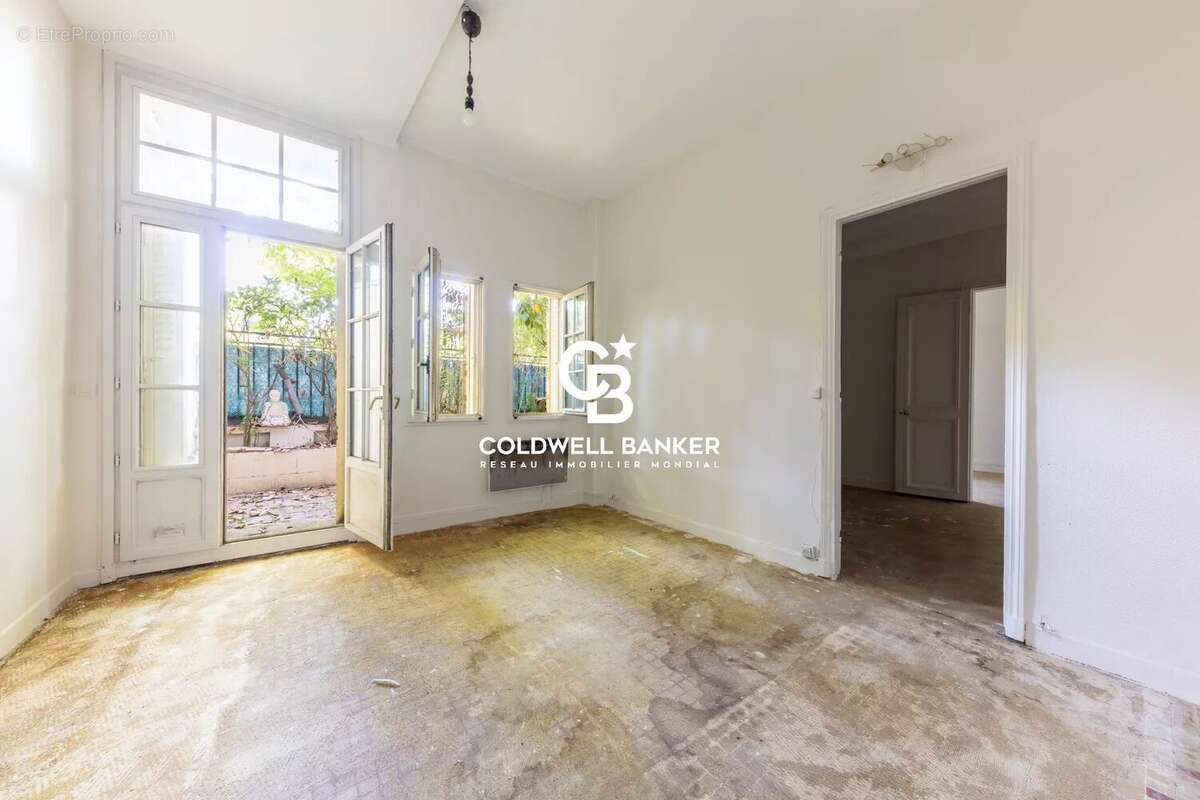 Maison à NEUILLY-SUR-SEINE