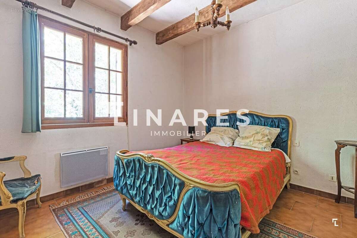 Maison à VINON-SUR-VERDON