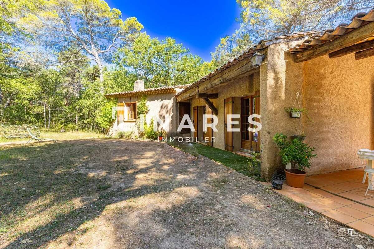 Maison à VINON-SUR-VERDON