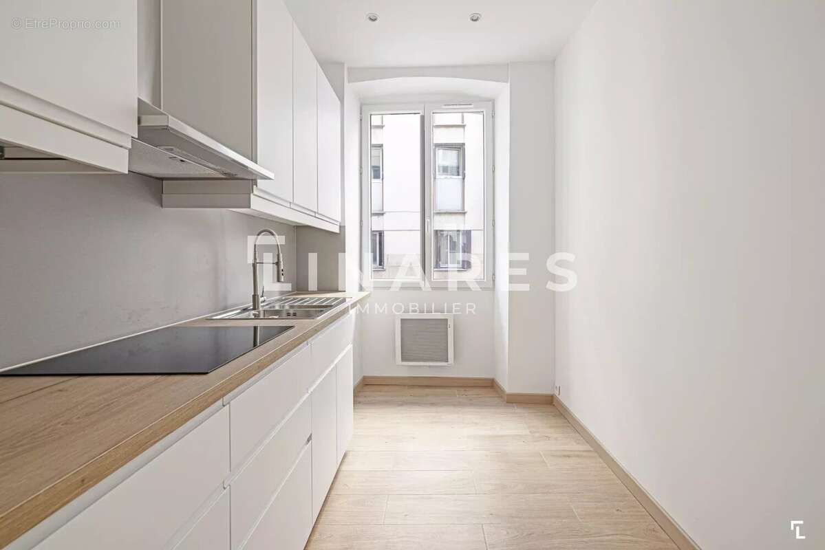 Appartement à MARSEILLE-7E