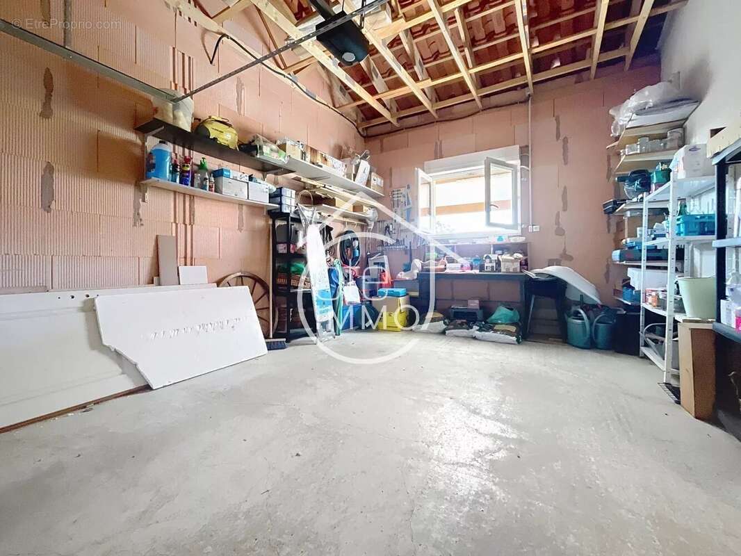 Maison à LAMOTHE-MONTRAVEL