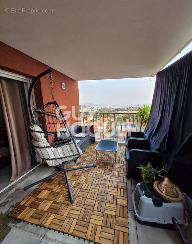 Appartement à MARSEILLE-15E