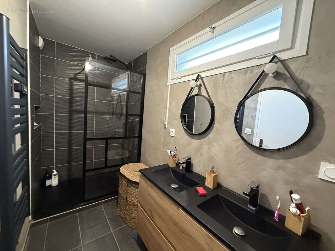 Photo 3 - Appartement à MEXIMIEUX