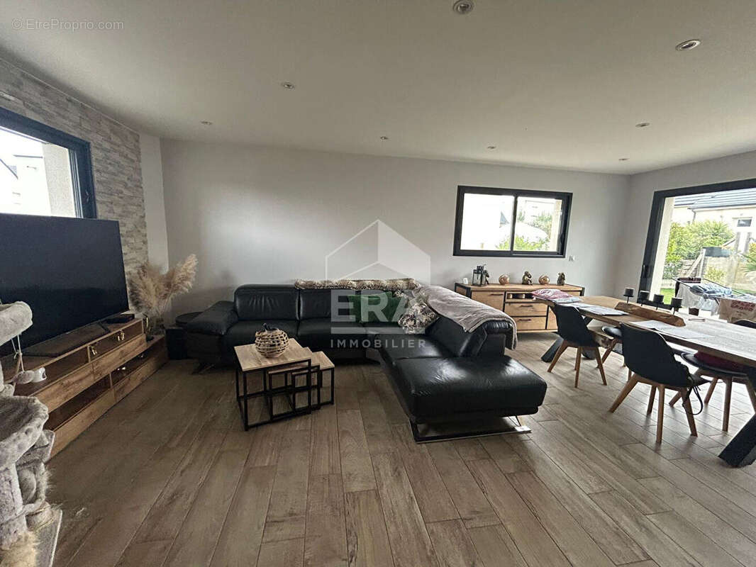 Maison à BLAINVILLE-SUR-ORNE