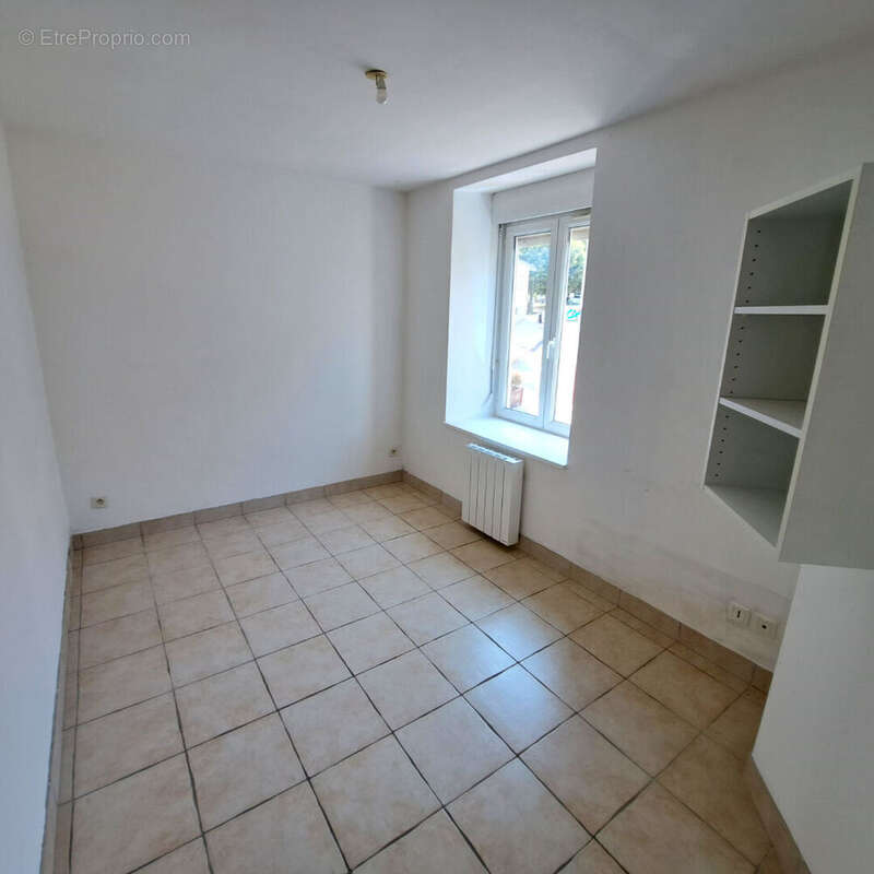 Appartement à SOUCIEU-EN-JARREST