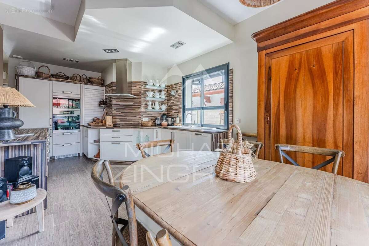 Maison à LE BOUSCAT