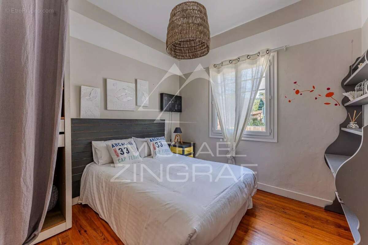 Maison à LE BOUSCAT