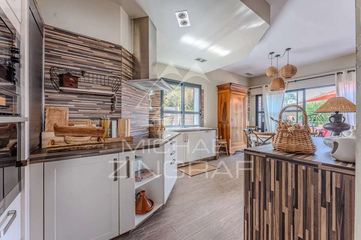 Maison à LE BOUSCAT