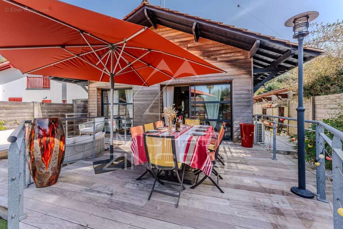 Maison à LE BOUSCAT