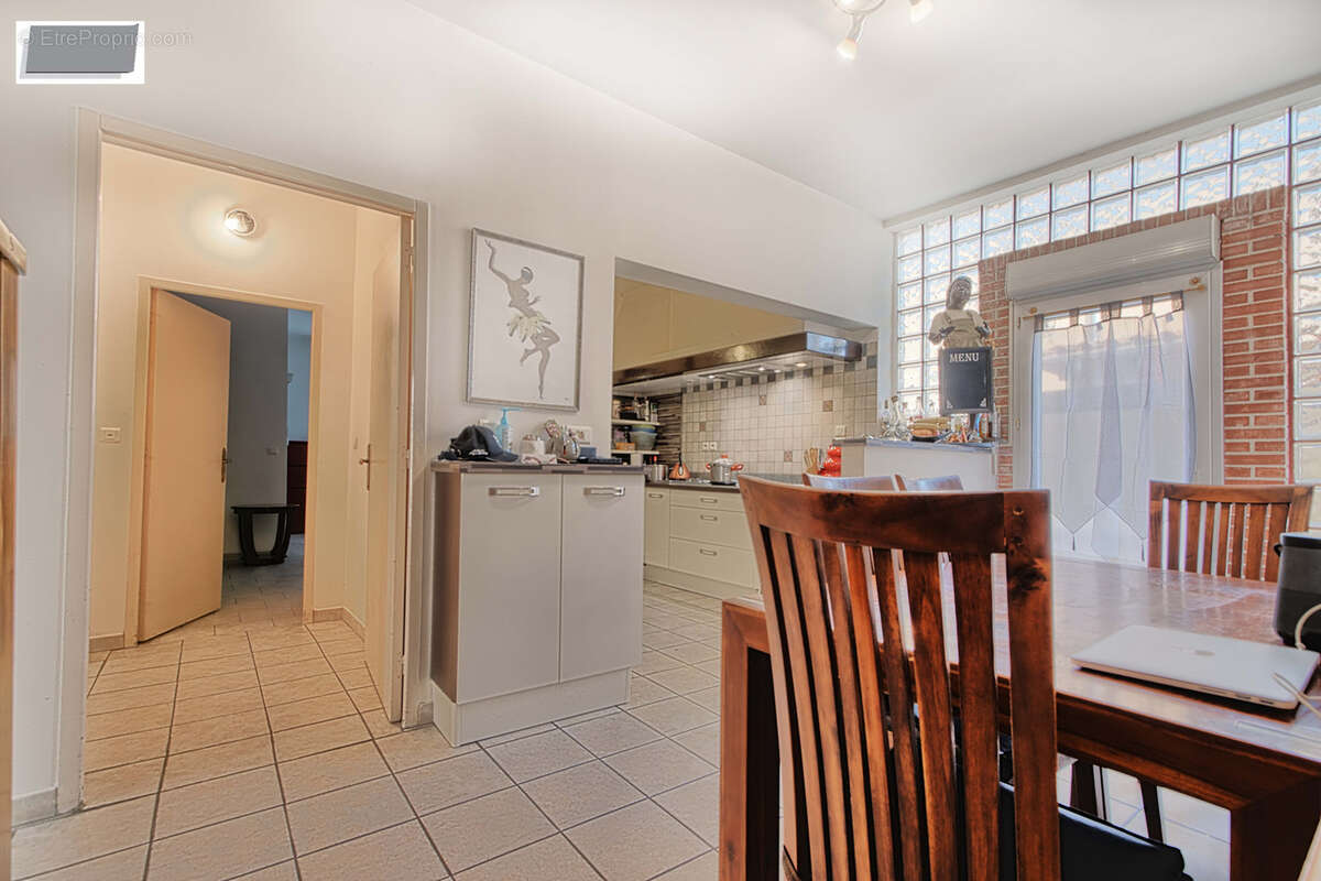 Maison à LA VALETTE-DU-VAR