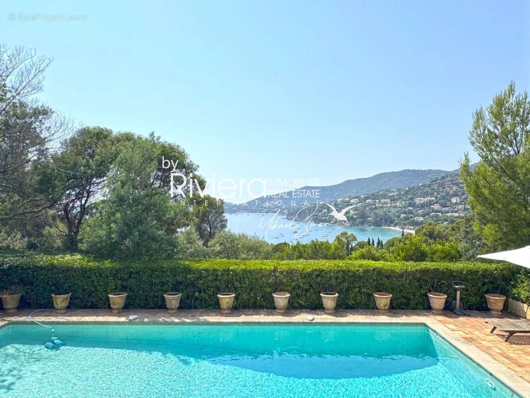 Maison à RAYOL-CANADEL-SUR-MER