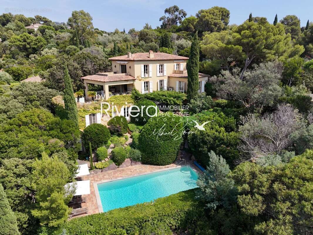 Maison à RAYOL-CANADEL-SUR-MER
