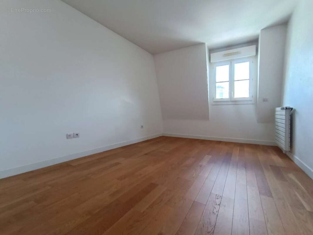 Appartement à PUTEAUX