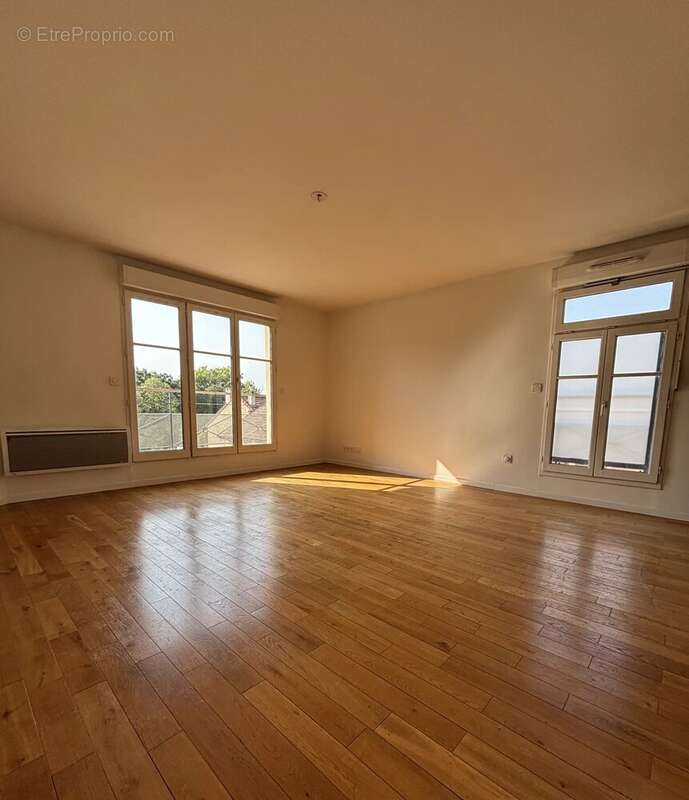 Appartement à MAISONS-LAFFITTE