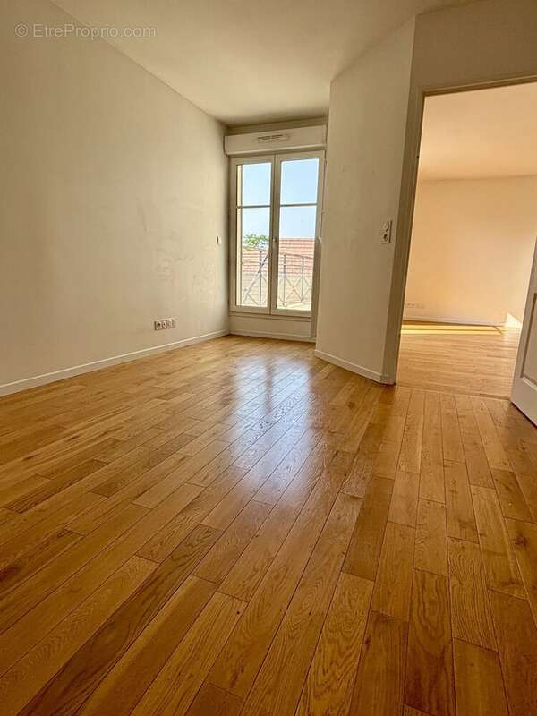 Appartement à MAISONS-LAFFITTE