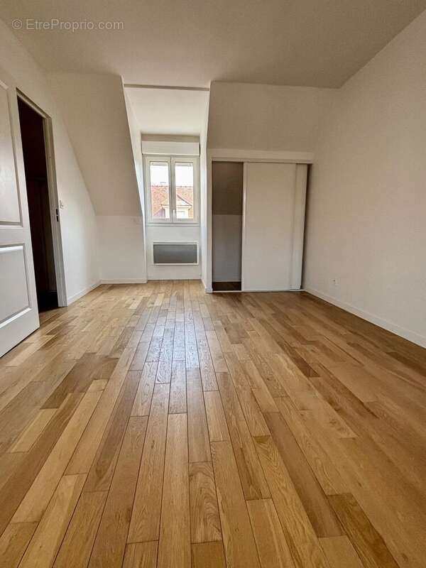 Appartement à MAISONS-LAFFITTE