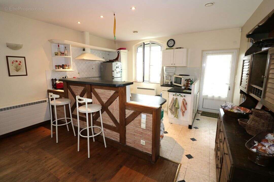 piscine-atelier-3 chambres bureau-terrain-captieux-panneaux - Maison à CAPTIEUX