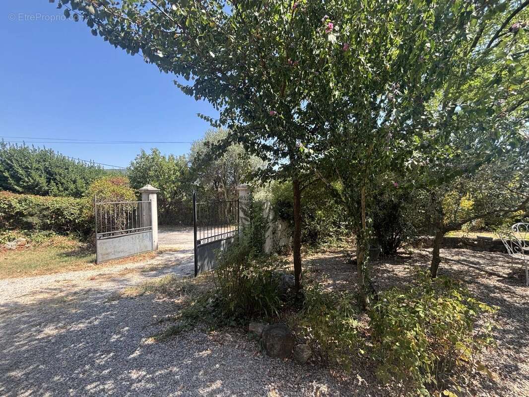 Maison à DRAGUIGNAN