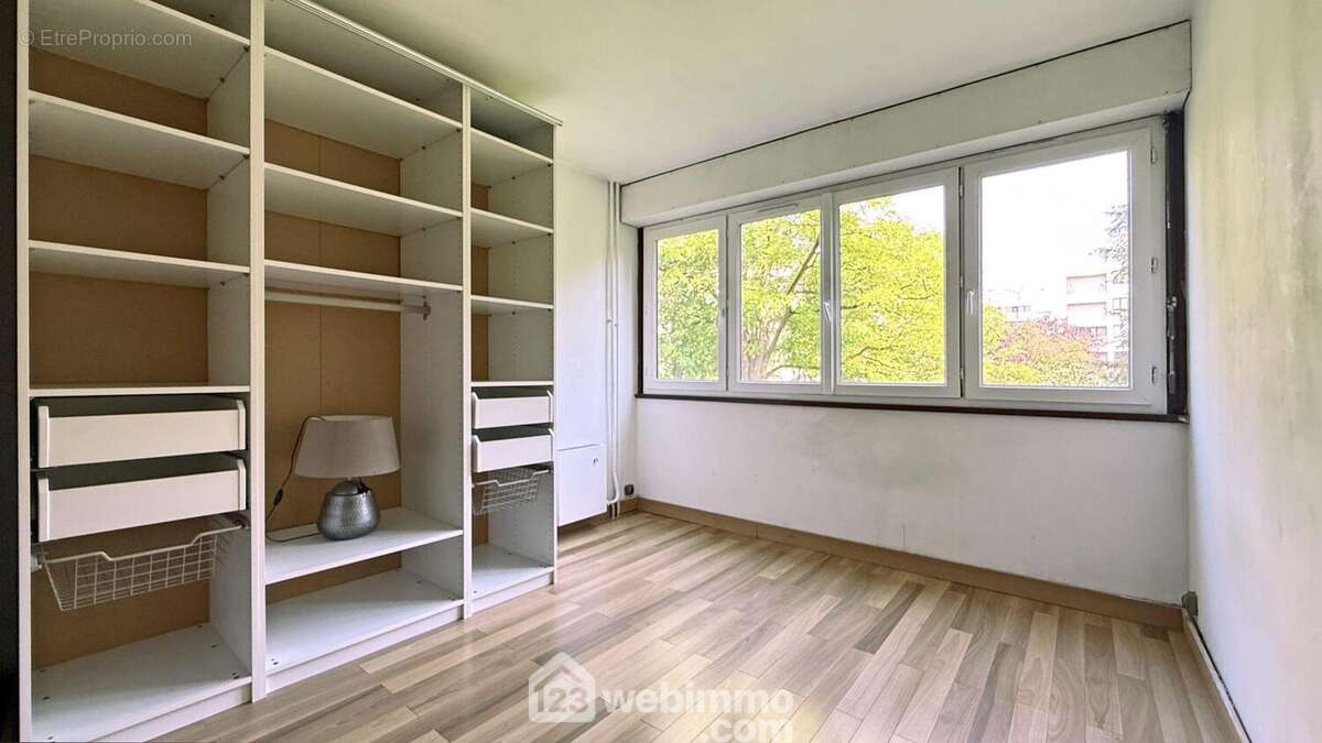 Appartement à CHENNEVIERES-SUR-MARNE
