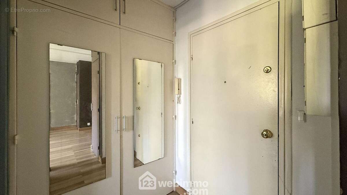 Appartement à CHENNEVIERES-SUR-MARNE