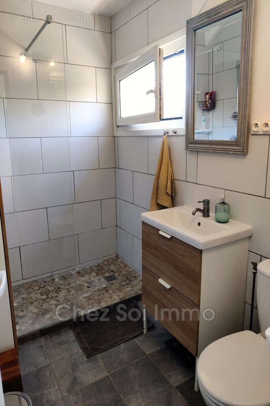 Appartement à VILLENEUVE-LOUBET