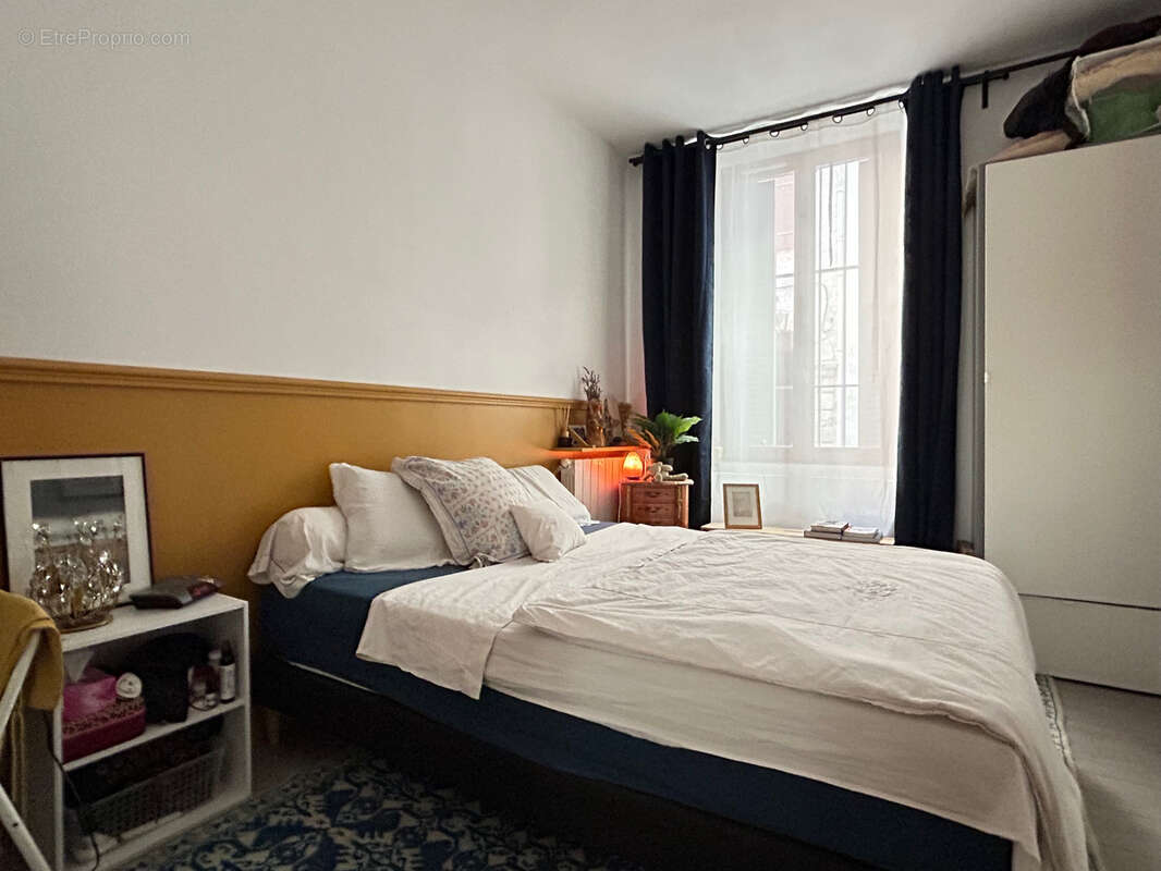 Appartement à SOLLIES-PONT