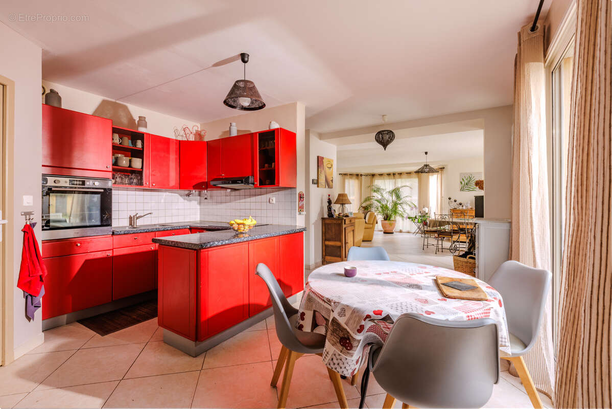 Maison à NOGENT-LE-ROI