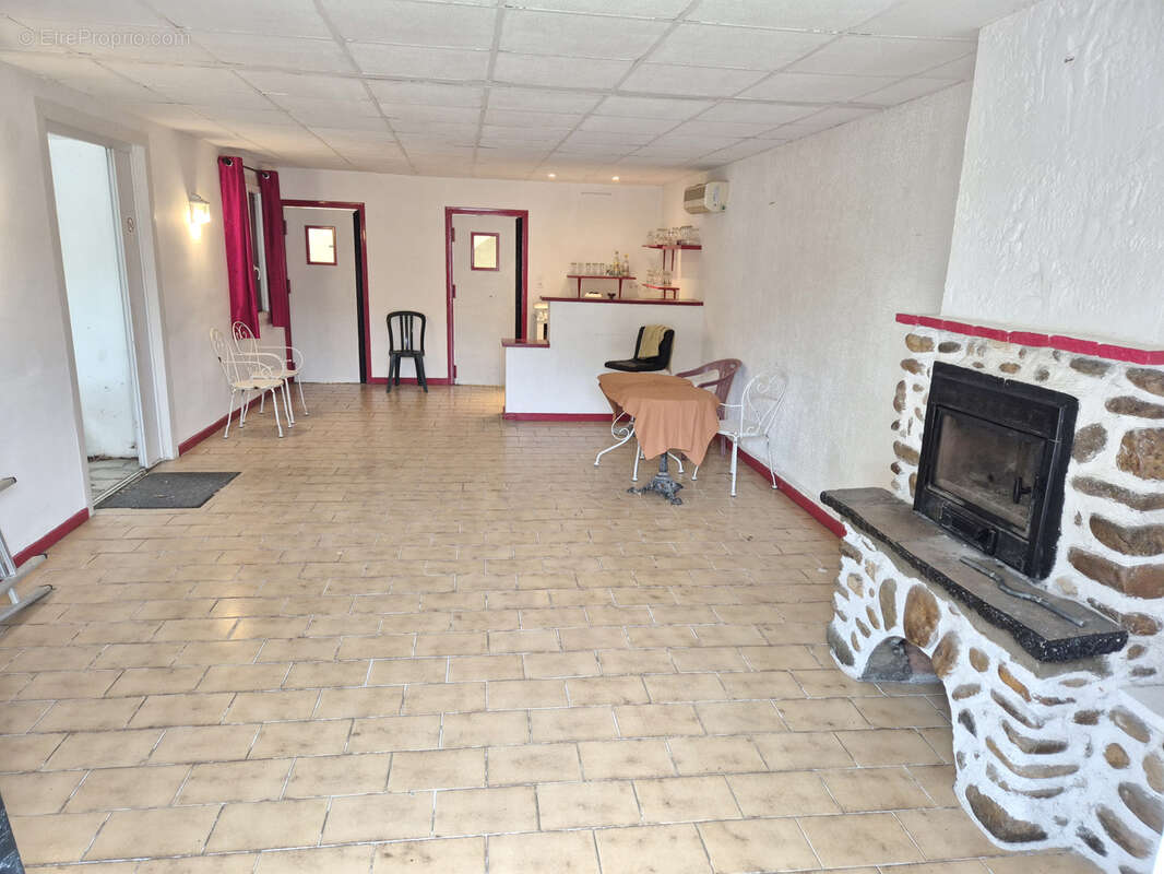 Appartement à RIBAUTE-LES-TAVERNES