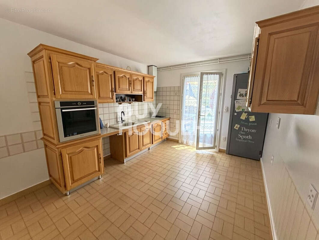 Maison à BAGNOLS-SUR-CEZE