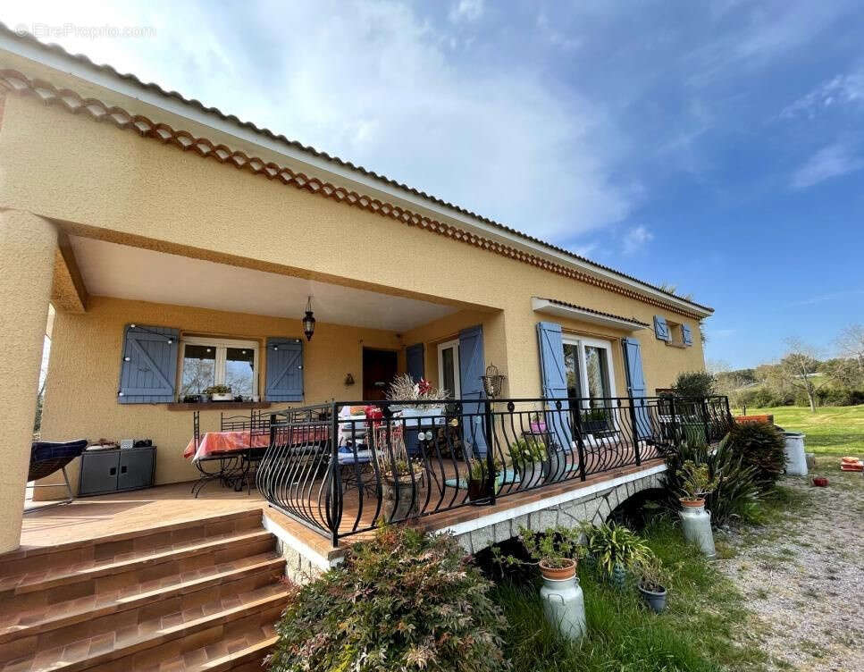 Maison à SAN-GIULIANO