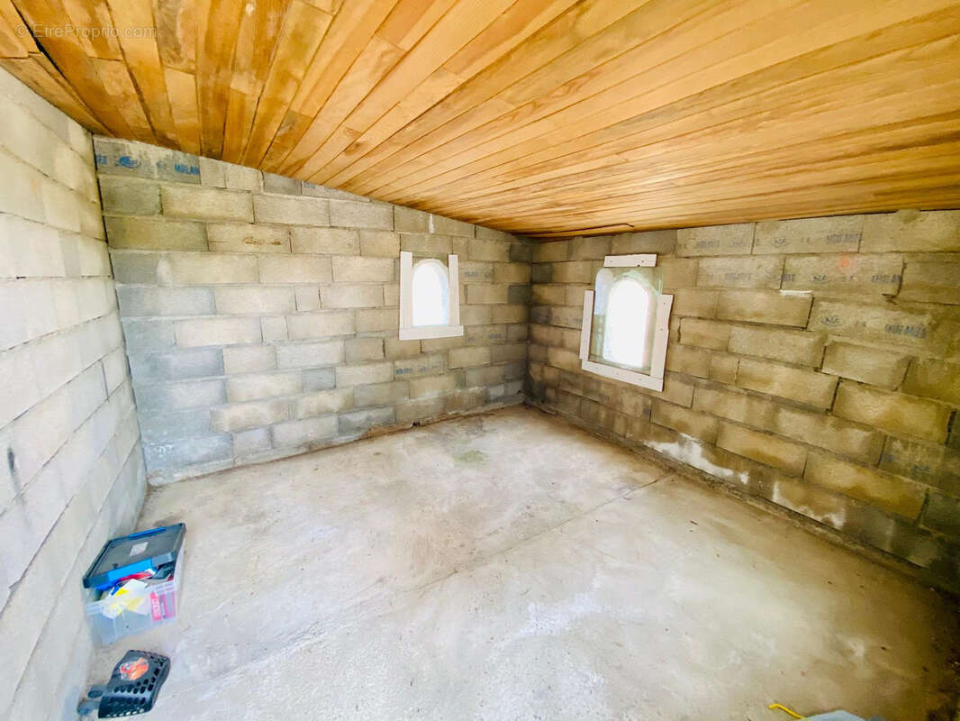 Maison à CASES-DE-PENE