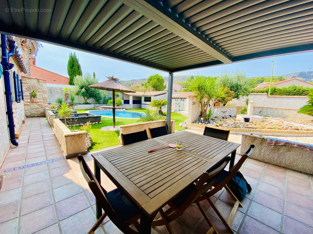 Maison à CASES-DE-PENE