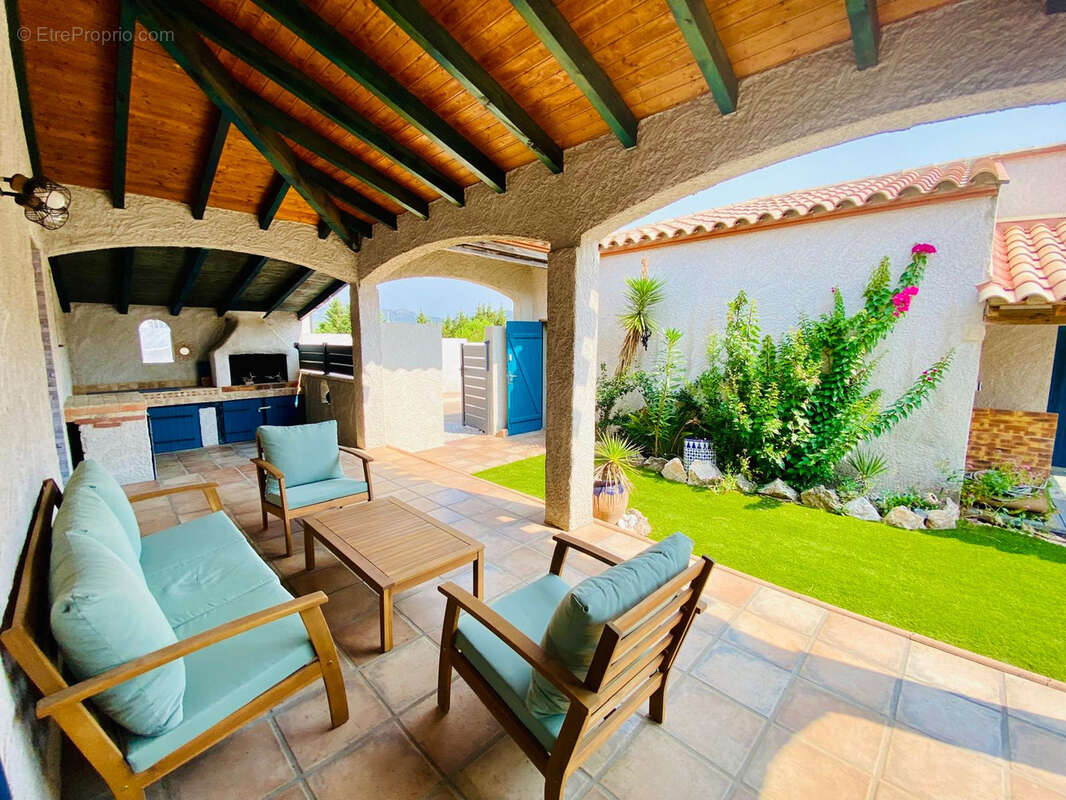 Maison à CASES-DE-PENE