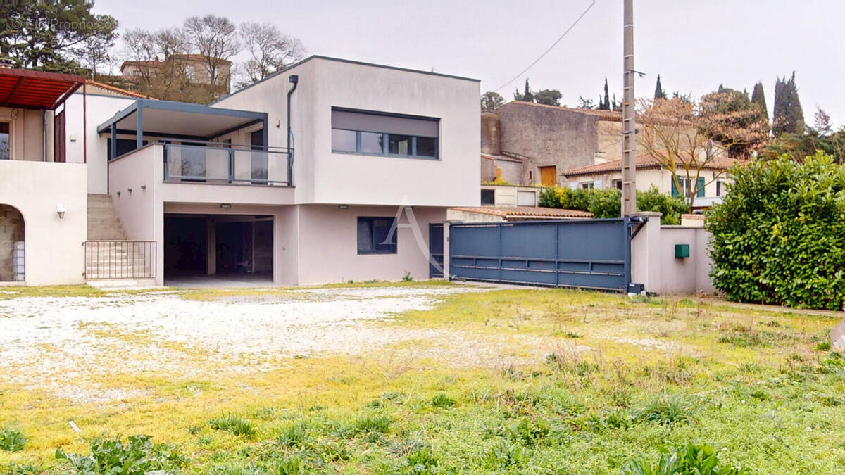 Maison à PENNAUTIER