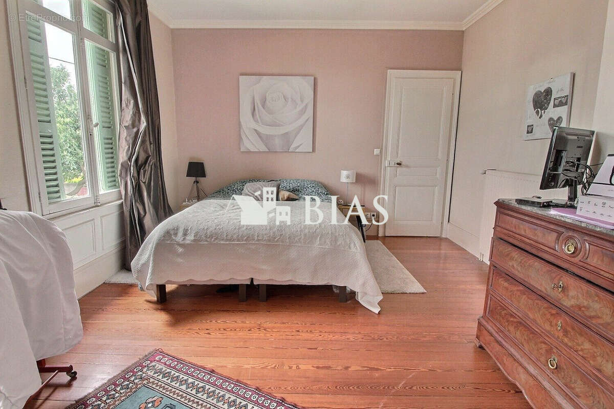 Maison à LE NEUBOURG