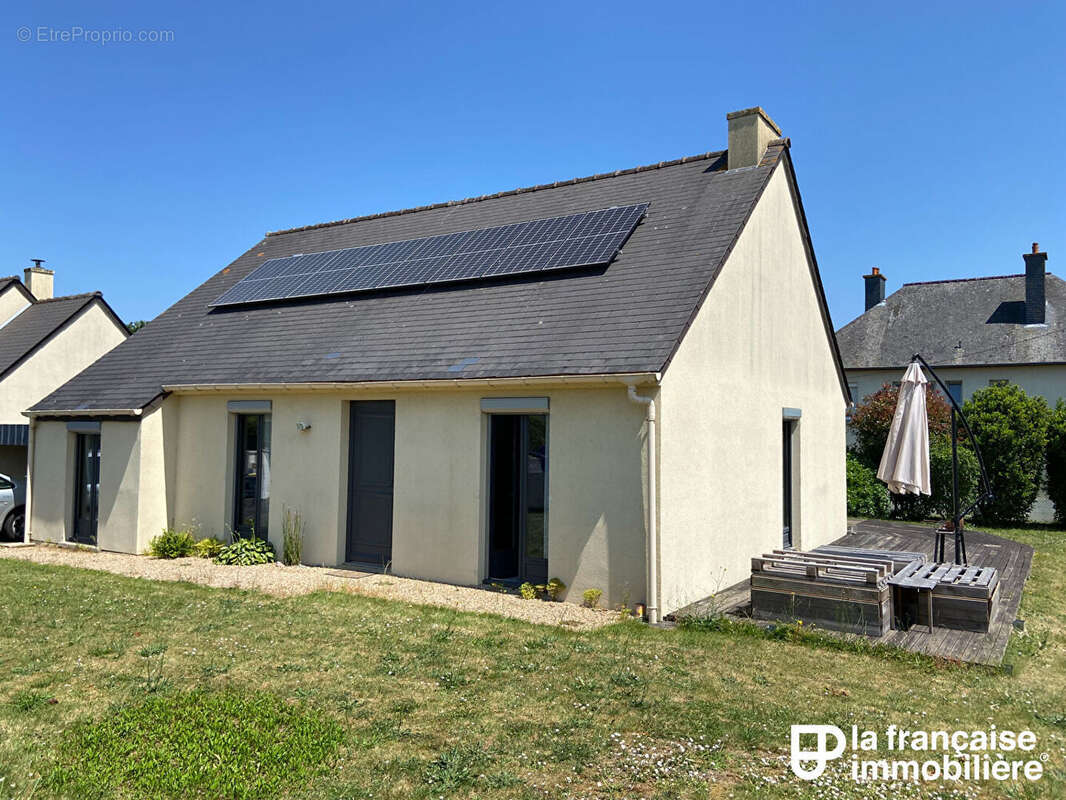 Maison à SAINT-MAUGAN