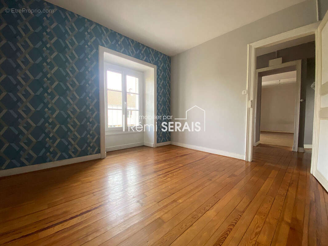 Maison à COLOMBIERS