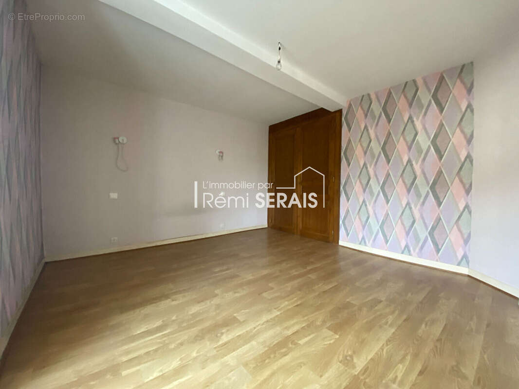 Maison à COLOMBIERS