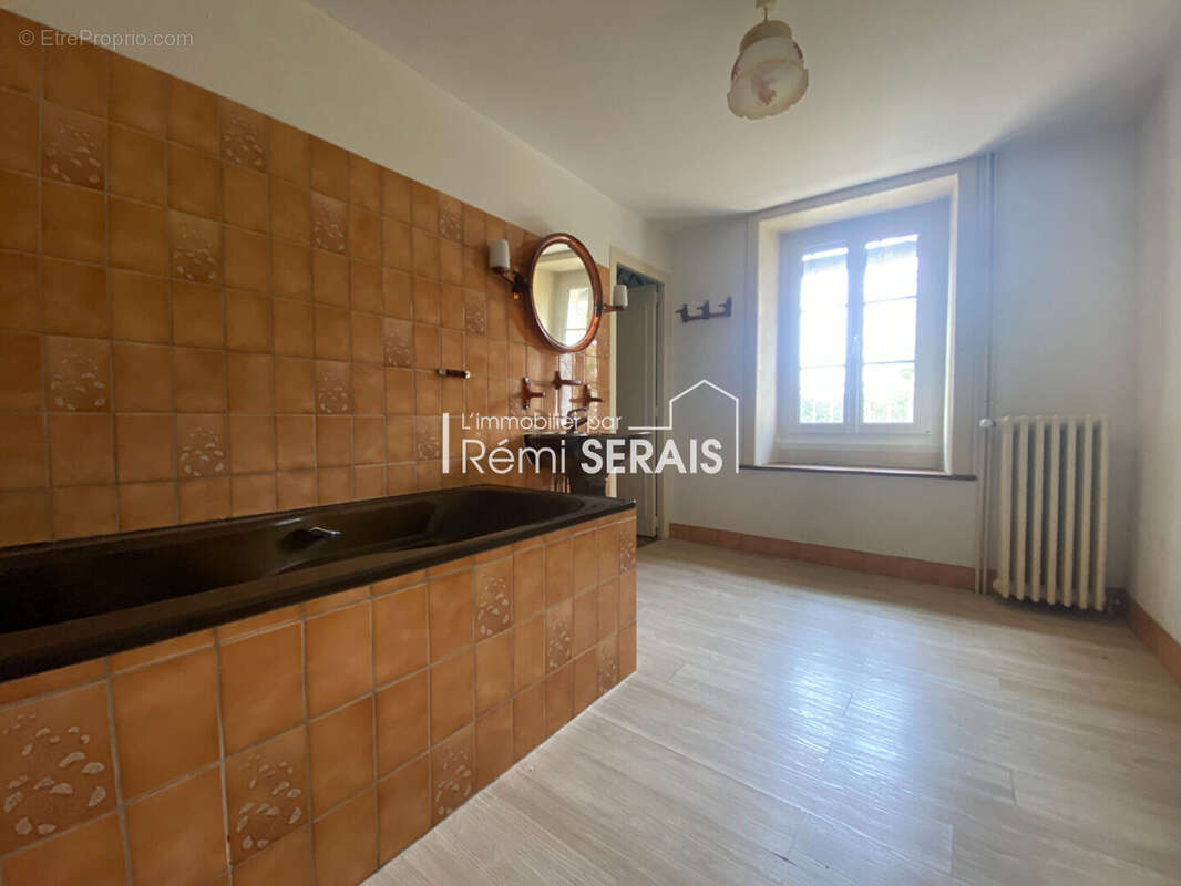 Maison à COLOMBIERS