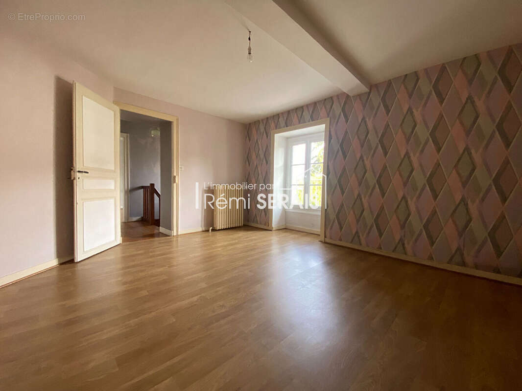 Maison à COLOMBIERS