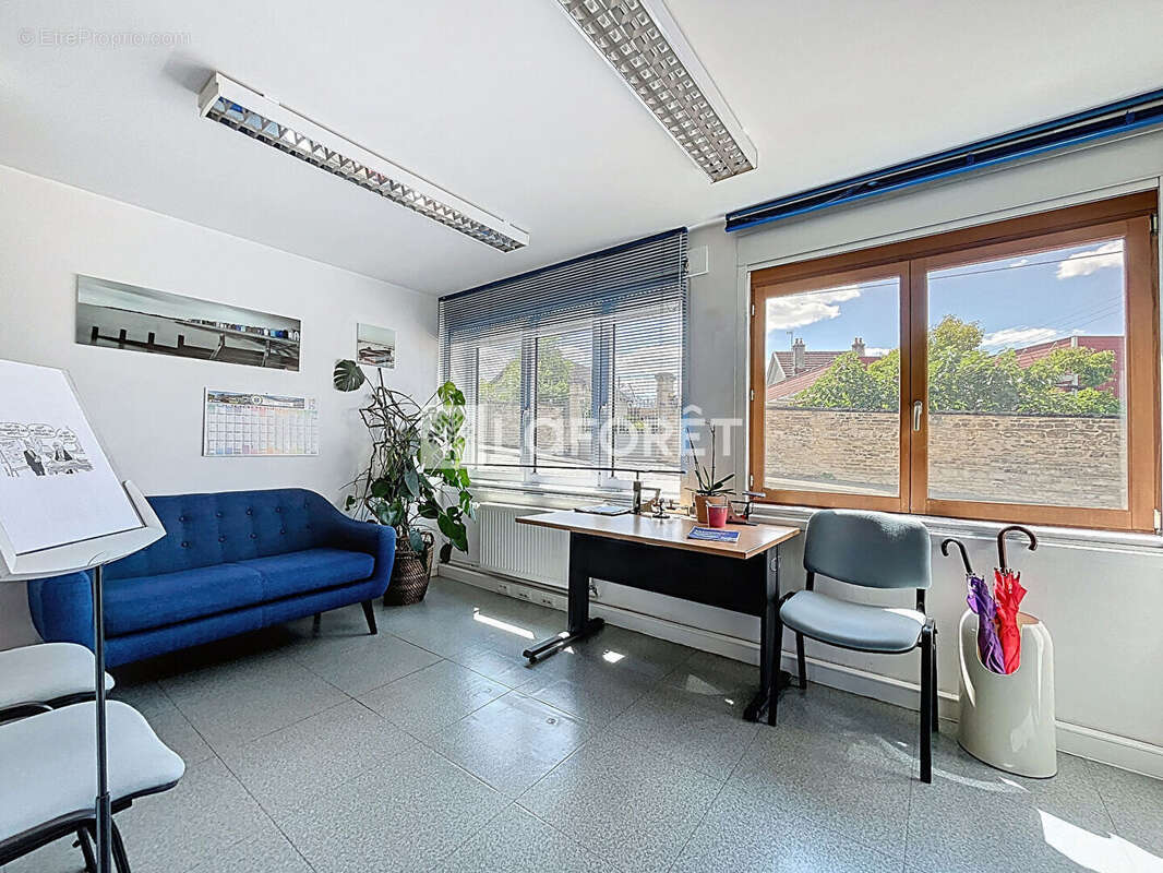 Commerce à CHAUMONT